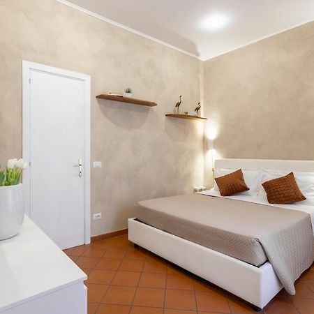 Rita Apartment In Trastevere Rome Exterior photo